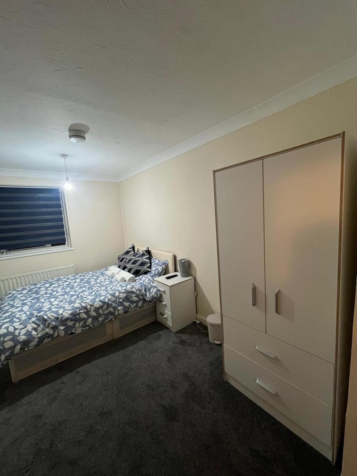 צ'למספורד Barnfield Rooms מראה חיצוני תמונה